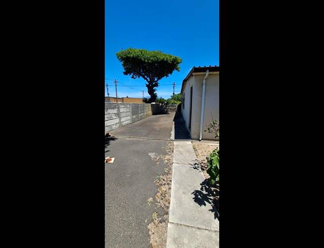 3 BEDROOM HOUSE FOR SALE IN GOODWOOD CENTRAL